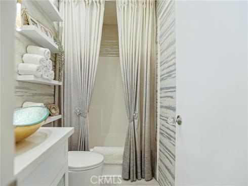 309 Burlington , Santa Ana, CA