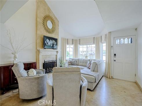 309 Burlington , Santa Ana, CA