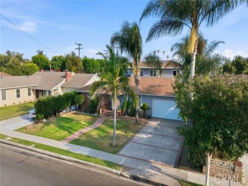 1306 E 14th Street , Santa Ana, CA