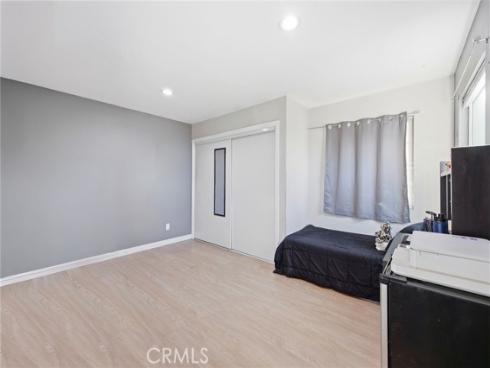 1306 E 14th Street , Santa Ana, CA
