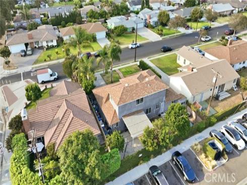 1306 E 14th Street , Santa Ana, CA