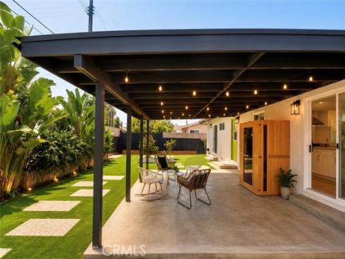913 E Myrtle St  , Santa Ana, CA