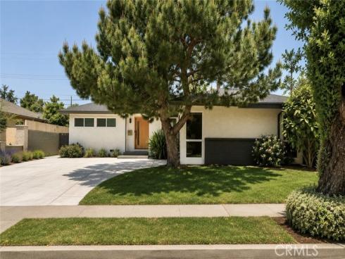 913 E Myrtle St , Santa Ana, CA