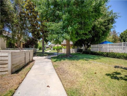 2528 N Tustin D , Santa Ana, CA