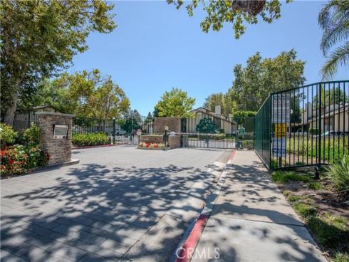 2528 N Tustin D , Santa Ana, CA