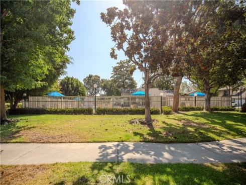 2528 N Tustin D , Santa Ana, CA
