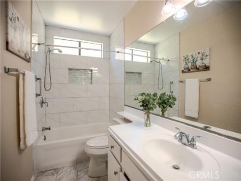 2528 N Tustin D , Santa Ana, CA
