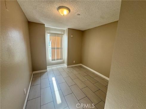 300 E Chestnut 301 Avenue, Santa Ana, CA