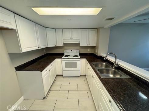 300 E Chestnut 301 Avenue, Santa Ana, CA