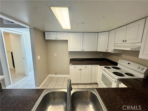 300 E Chestnut 301 Avenue, Santa Ana, CA