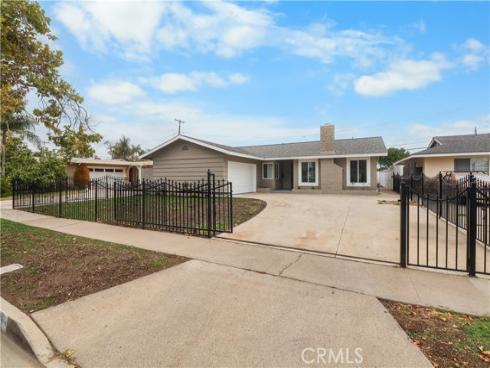 2041 S Pacific , Santa Ana, CA