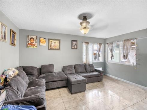 608 E Central Avenue, Santa Ana, CA