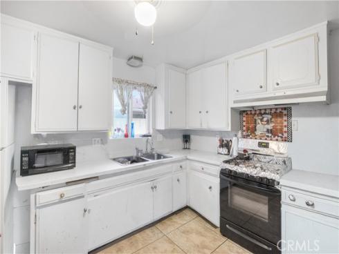 608 E Central Avenue, Santa Ana, CA