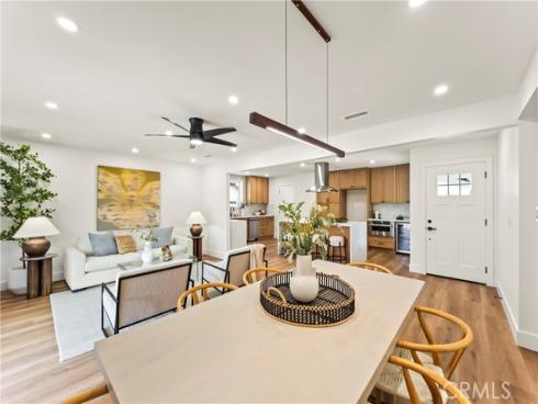 2218 Lewis , Santa Ana, CA