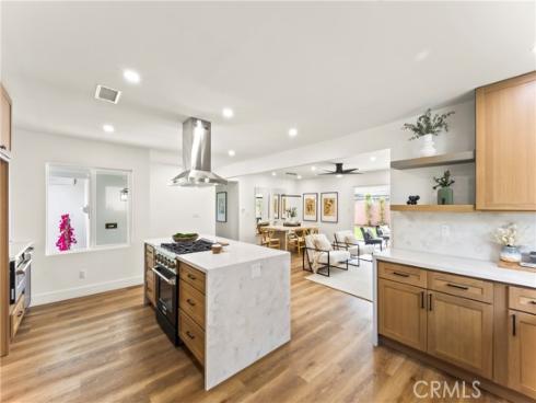 2218 Lewis , Santa Ana, CA