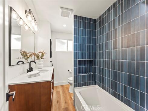 2218 Lewis , Santa Ana, CA