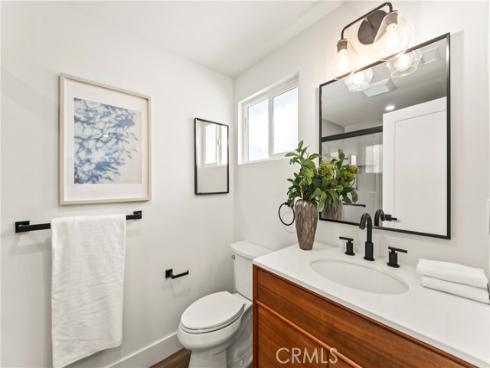 2218 Lewis , Santa Ana, CA