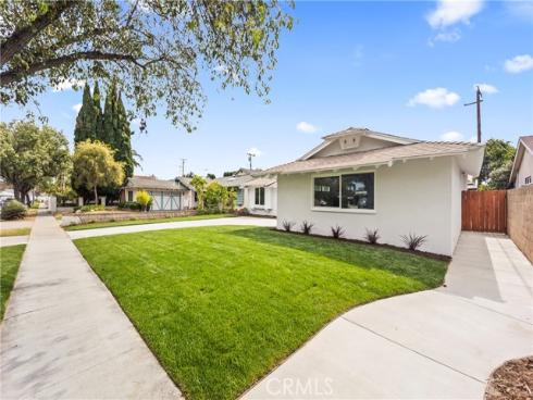 2218 Lewis , Santa Ana, CA