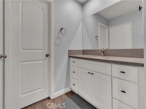 1086 Cabrillo Park Dr #d , Santa Ana, CA