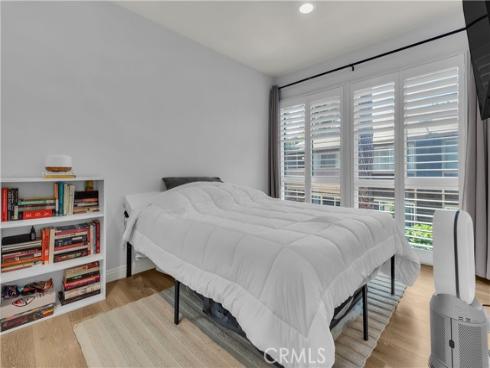 1086 Cabrillo Park Dr #d , Santa Ana, CA