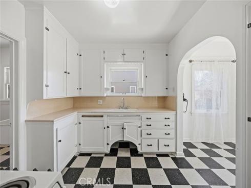 1225 S Birch Street, Santa Ana, CA