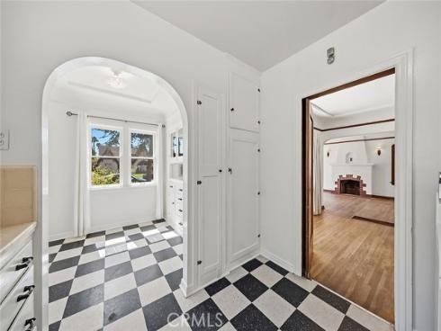 1225 S Birch Street, Santa Ana, CA