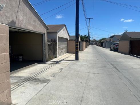 310 N Mountain View  , Santa Ana, CA