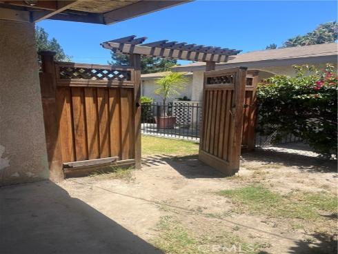 310 N Mountain View  , Santa Ana, CA