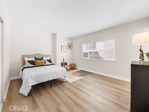 1323 N Spurgeon  2 , Santa Ana, CA