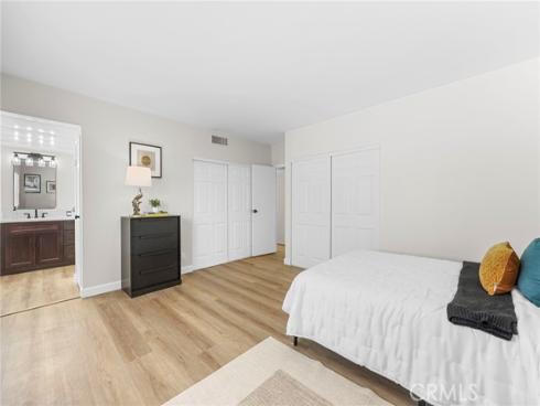 1323 N Spurgeon  2 , Santa Ana, CA