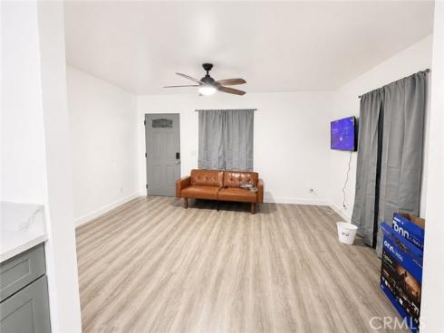 210 S Raitt , Santa Ana, CA