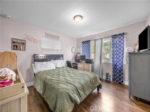 1806 W Camden , Santa Ana, CA