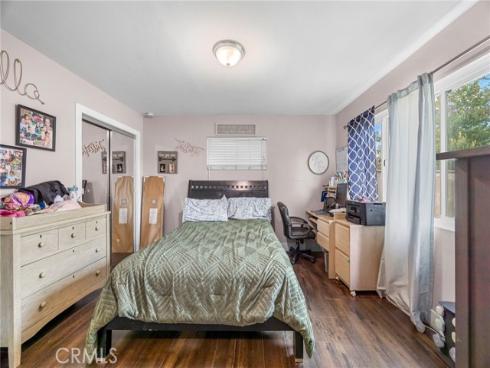 1806 W Camden , Santa Ana, CA