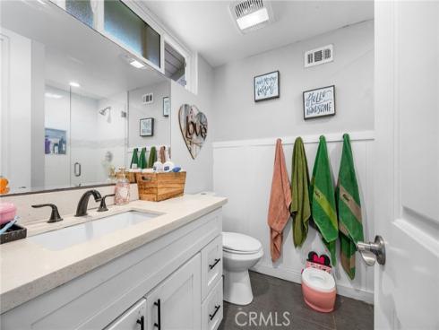1806 W Camden , Santa Ana, CA
