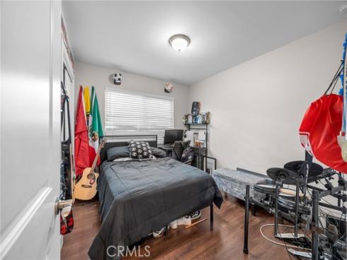 1806 W Camden , Santa Ana, CA