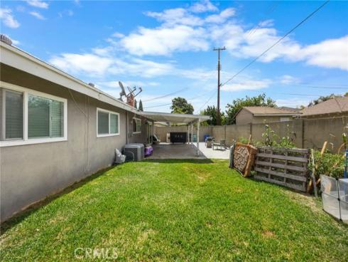 1806 W Camden , Santa Ana, CA