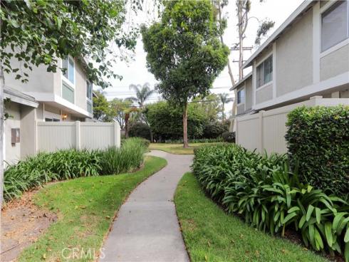 2713 W Northwood , Santa Ana, CA