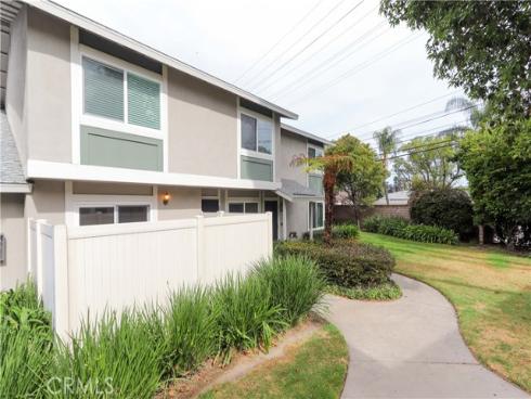 2713 W Northwood , Santa Ana, CA
