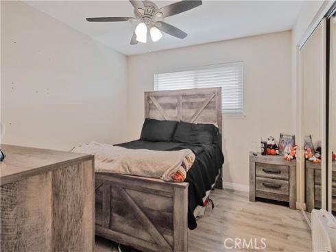 2423  Deodar  , Santa Ana, CA