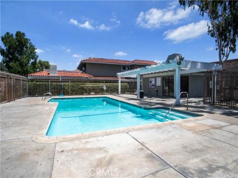 2423  Deodar  , Santa Ana, CA