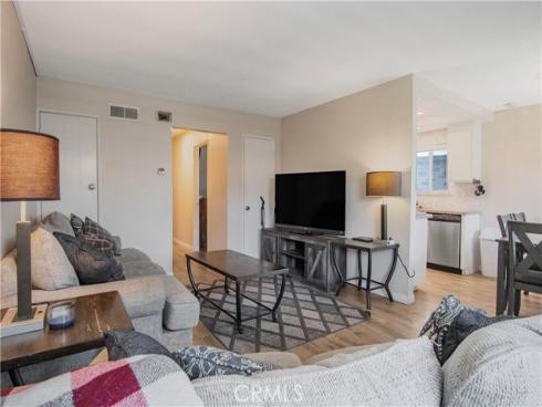 2423  Deodar  , Santa Ana, CA