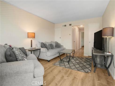 2423  Deodar  , Santa Ana, CA