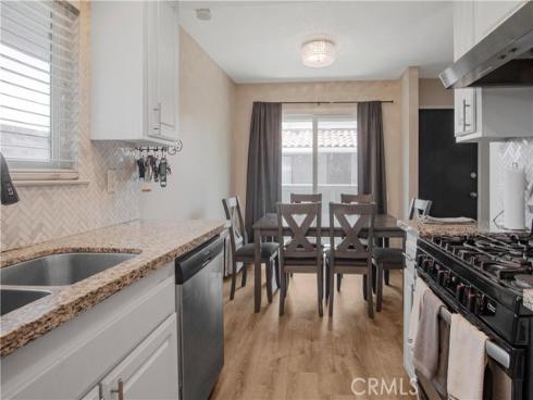 2423  Deodar  , Santa Ana, CA