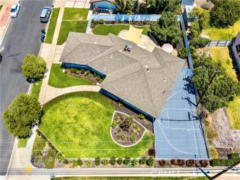 18211 Fairhaven , Santa Ana, CA