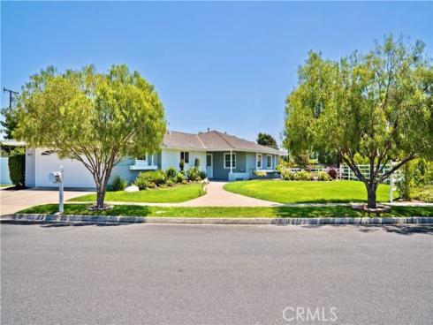 18211 Fairhaven , Santa Ana, CA