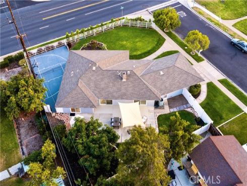 18211 Fairhaven , Santa Ana, CA