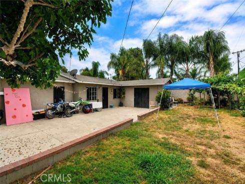 2011 W Wilshire , Santa Ana, CA