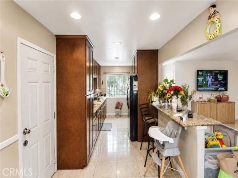 2011 W Wilshire , Santa Ana, CA