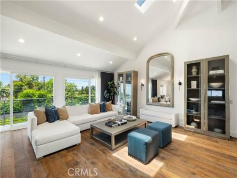 18772  Winnwood  , Santa Ana, CA