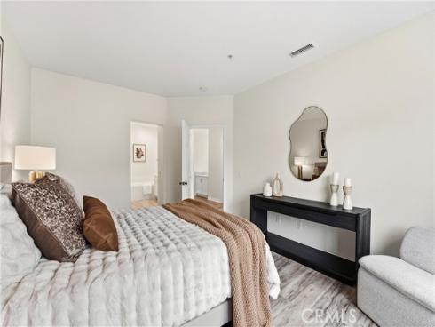 3407 S Main L , Santa Ana, CA